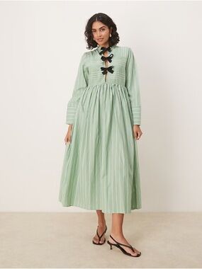 Ghospell Bow Details Midi Maxi Dress in Green Stripes
